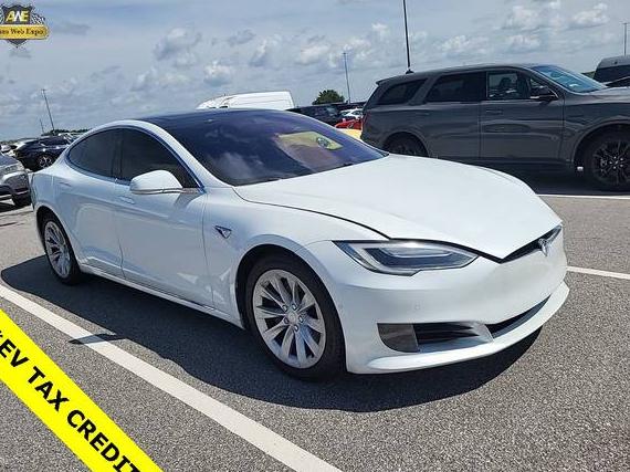 TESLA MODEL S 2017 5YJSA1E10HF186150 image